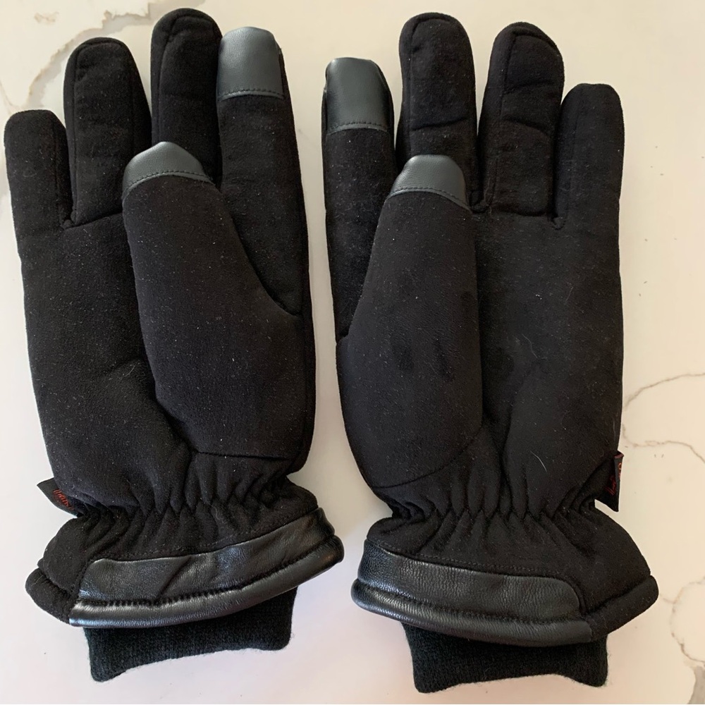 Black Insulated Full-Finger Gloves with Elastic Cuff NWOT